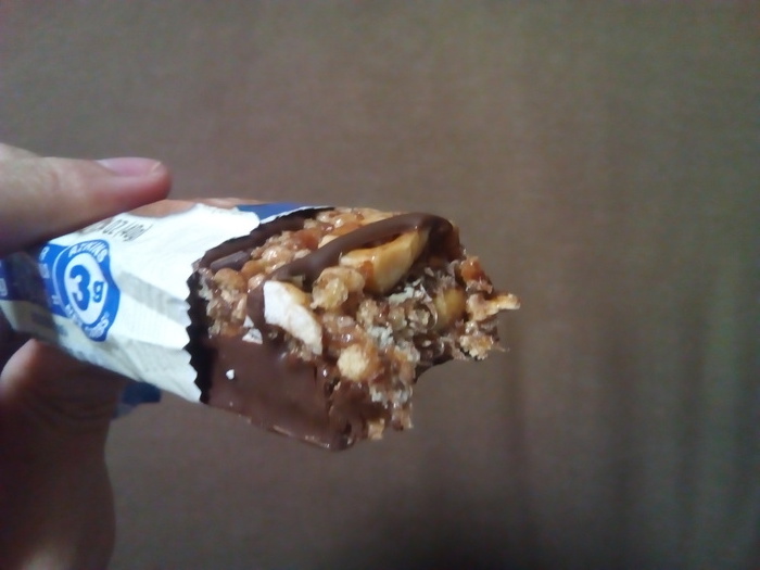 アトキンス デイブレイク チョコレート･ヘーゼルナッツ･バー 食後